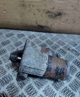 Renault Trafic III (X82) Starter motor 233003248R