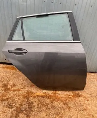 Mazda 6 Rear door