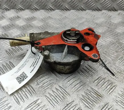Opel Movano B Vacuum pump 146508418R
