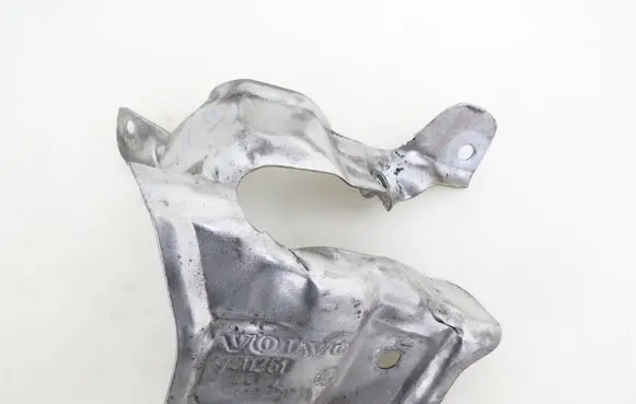 Volvo S60 Heat shield in engine bay 31411251