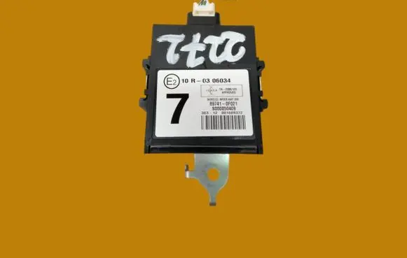 Volkswagen PASSAT B5 Other control units/modules 89741-0F021