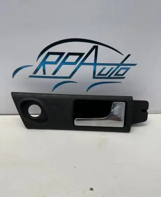 Audi A6 S6 C4 4A Rear door interior handle 4A0839020B