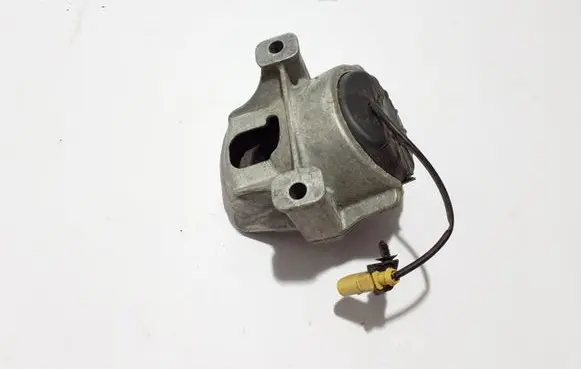 Porsche Macan (95B) Engine mount bracket 8R0199381