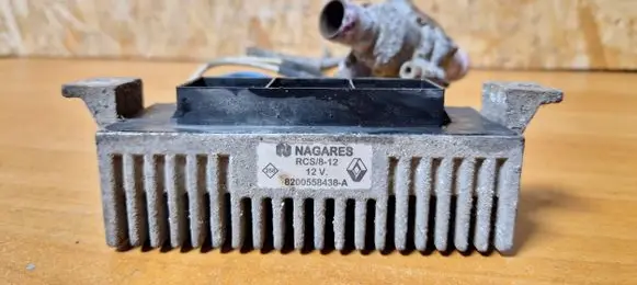 Renault Megane III Glow plug pre-heat relay 8200558438a