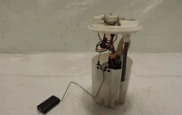 Opel Vivaro In-tank fuel pump 0580203169