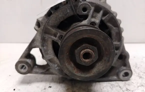 Audi A4 S4 B5 8D Generator/alternator 0123310022 058903016 14V4070A
