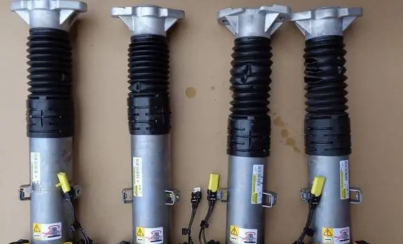 Mercedes-Benz GLS X167 Shock absorber/damper/air suspension A1673206104 A1673206204