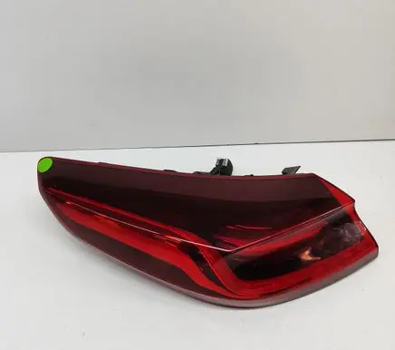 KIA Xceed Rear/tail lights 92401J7300