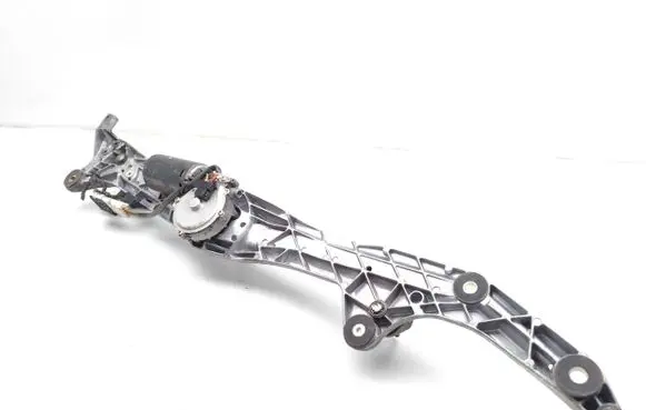 BMW 7 E38 Front wiper linkage and motor 8352150 0390241422