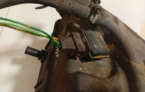 Peugeot 406 Coolant level sensor 9620980980
