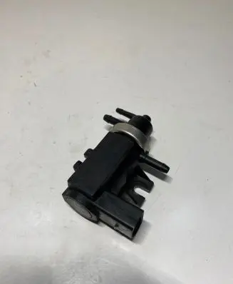 Volkswagen Golf IV Turbo solenoid valve 1J0906627 99T221 72290320
