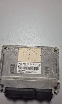 Volkswagen Polo V 6R Engine control unit/module ECU 5WP4050604 03E906023L