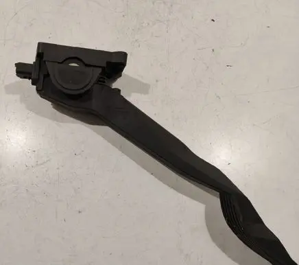 Peugeot 307 Accelerator throttle pedal 9643059280 0280752236