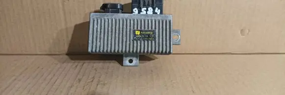 Renault Kangoo I Glow plug pre-heat relay 7700109860 BRE512