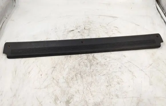 Ford Sierra Front sill trim cover 87BBA13208