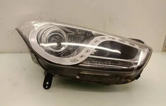 Hyundai i40 Headlight/headlamp 