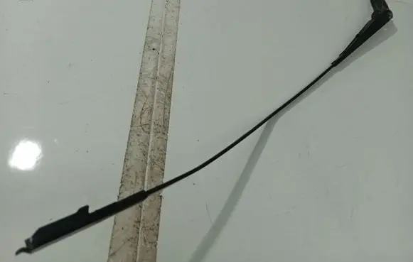 Opel Corsa D Front wiper blade arm 13182326