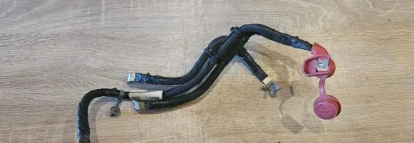 Chrysler Pacifica Positive cable (battery) 68271649AB