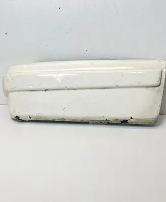 Front bumper splitter molding