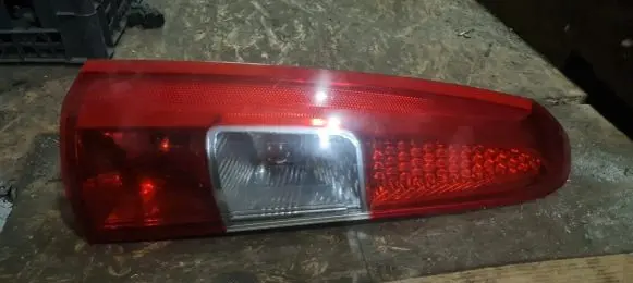 Volvo XC70 Rear/tail lights