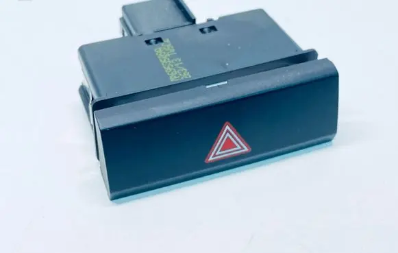 Volkswagen Touareg II Hazard light switch 7P6953509A