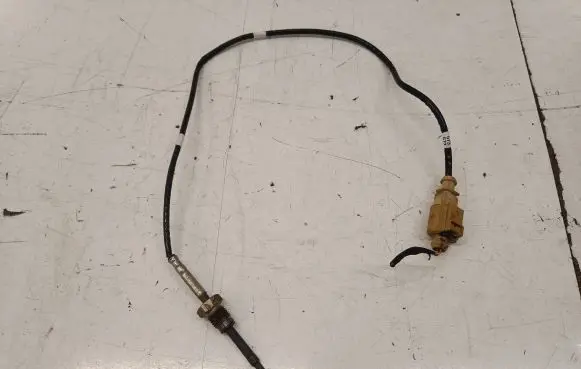 Audi A3 8Y Exhaust gas temperature sensor 05L906088AK