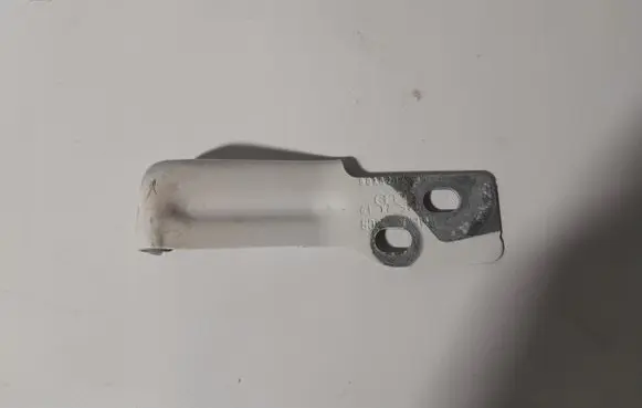 Audi Q5 SQ5 Fender mounting bracket 80A821433A