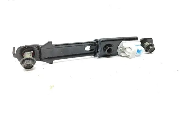 KIA Sportage Seat belt adjustment rail 88890D7000