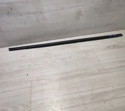 Fiat 500X Rear door glass trim molding PT473