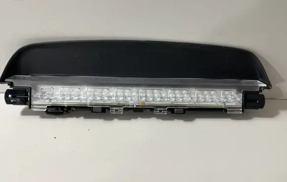 BMW 5 G30 G31 Third/center stoplight 7360527