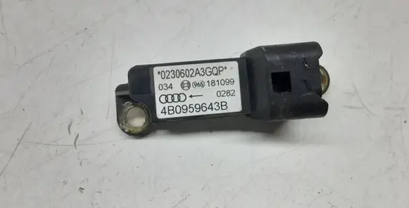 Audi A6 S6 C5 4B Airbag deployment crash/impact sensor 4B0959643B