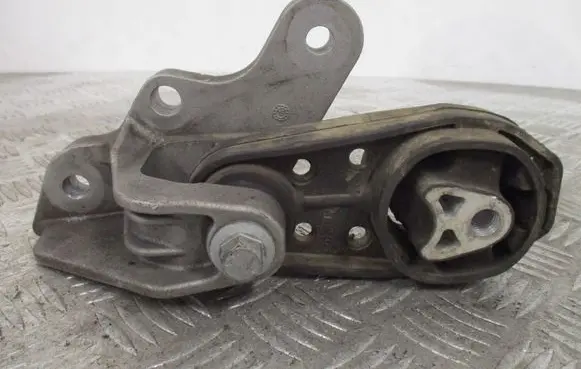 Ford Fiesta Gearbox mounting bracket H1BG6P082AD