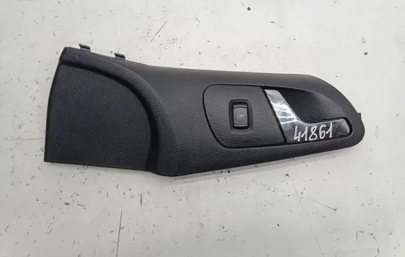 Skoda Octavia Mk1 (1U) Front door interior handle 1U1867186C