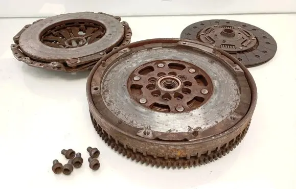 Audi A6 S6 C6 4F Clutch set kit 059105266 059141031M