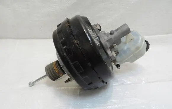 Chevrolet Cruze Brake booster 13252944