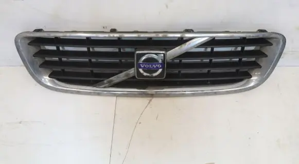 Volvo S40 Front grill 30744915