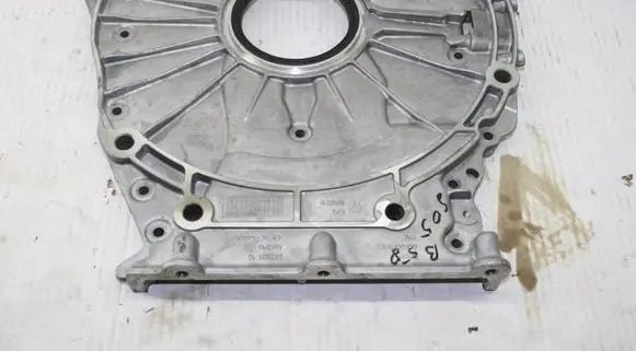 BMW 8 G14 Timing belt guard (cover) 8640047