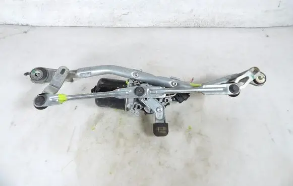 Front wiper linkage and motor