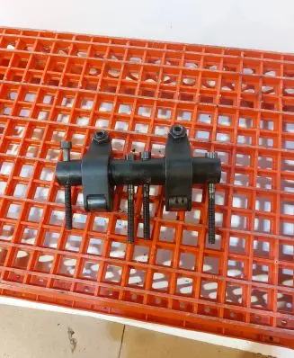 Volkswagen PASSAT B6 Camshaft 0384433b