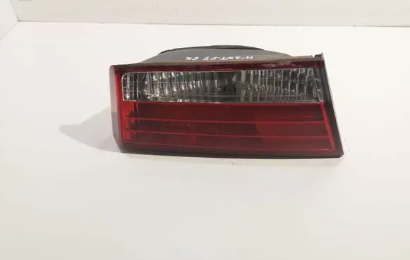 Hyundai Sonata Tailgate rear/tail lights