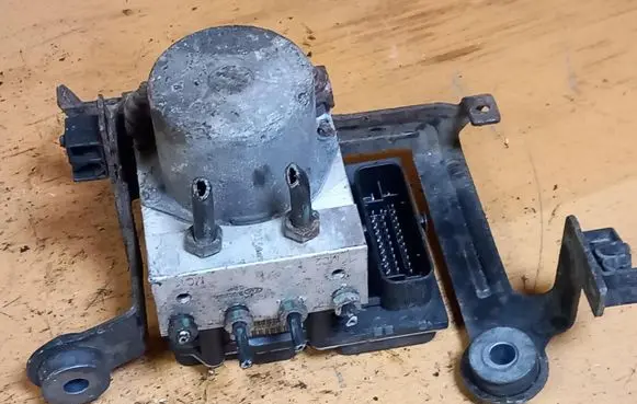 KIA Venga ABS Pump 6158945100