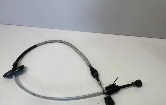 Ford Focus C-MAX Gear shift cable linkage
