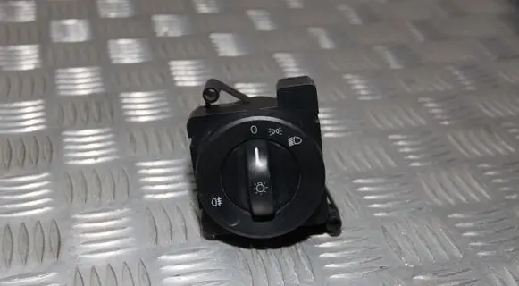 Light switch