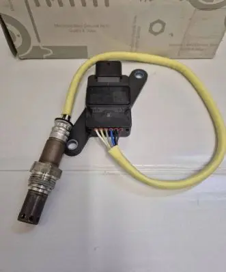 Mercedes-Benz V Class W447 Lambda probe sensor A0009055114 A0009050117 A0009059813
