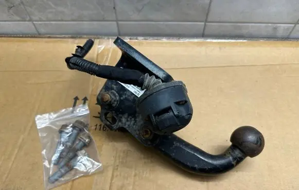 Volkswagen Amarok Detachable towbar 