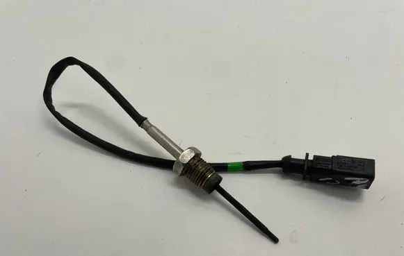 Audi A4 S4 B8 8K Exhaust gas temperature sensor 03L906088FH