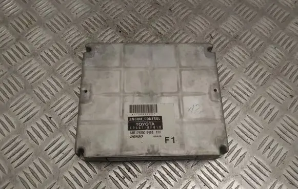 Toyota Corolla Verso E121 Engine control unit/module 896610F010 MB1758006463