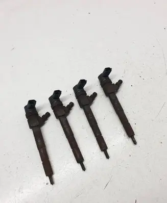 Opel Insignia A Fuel injectors set 0445110327