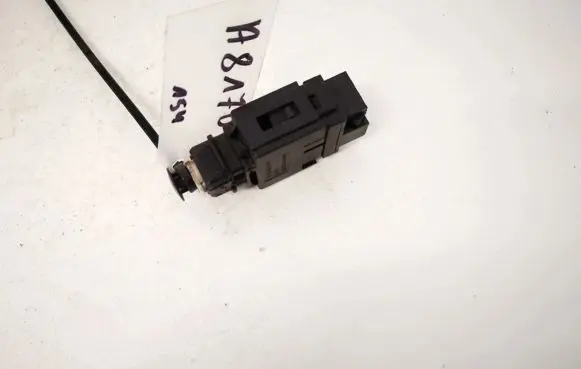 Volvo S70 V70 V70 XC Brake pedal sensor switch 9128577