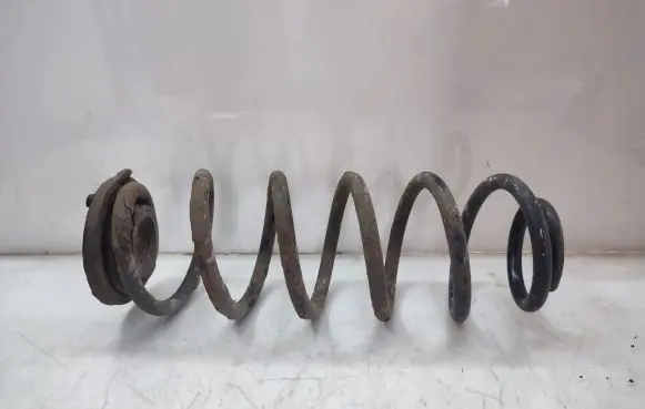 Audi A3 S3 A3 Sportback 8P Rear coil spring